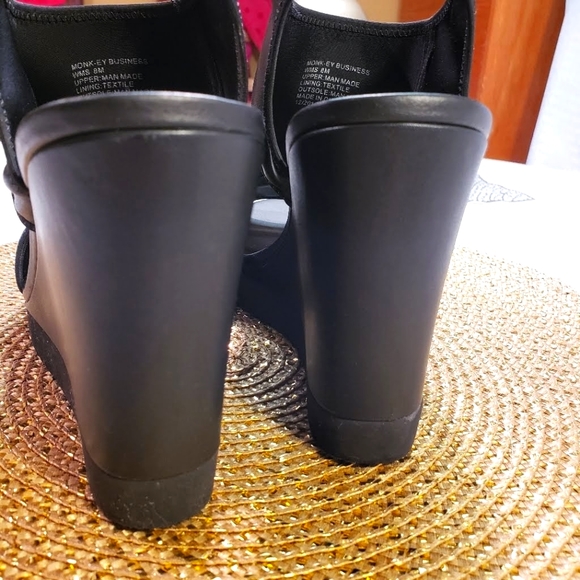 Kenneth Cole Wedge Open Toed Sandals sz 8 NWoB - Picture 9 of 10